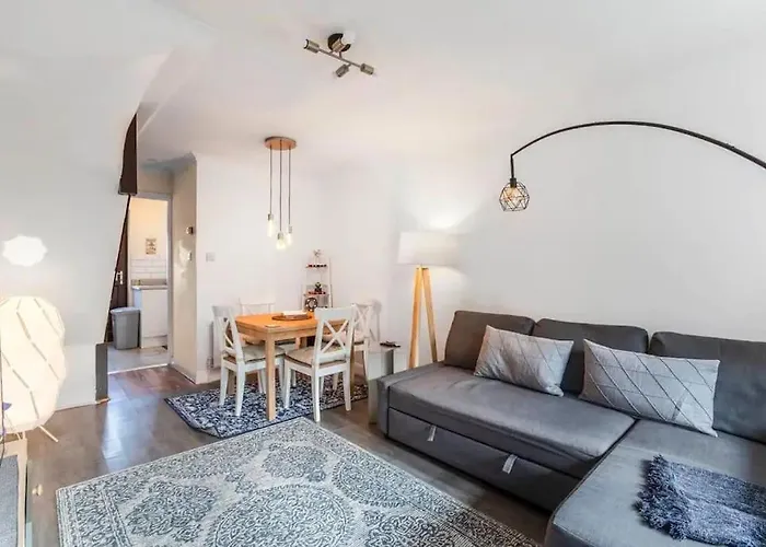 Quiet & Secluded St Albans House